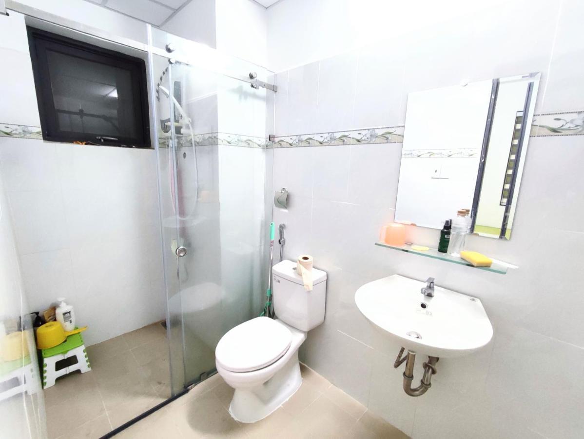Ly's Ho Phan Rang-2pn Apartment