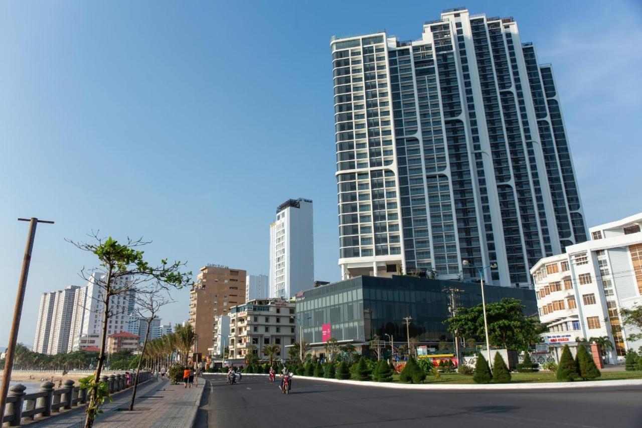 Scenia Bay Oceanfront * Nha Trang