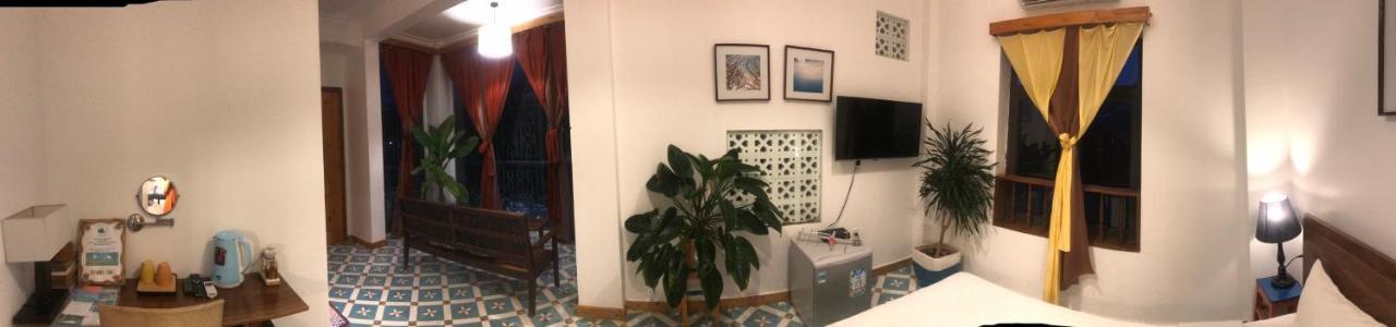 Hotel De Condor