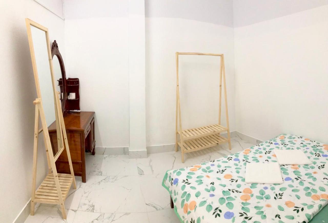 Rose Apartment