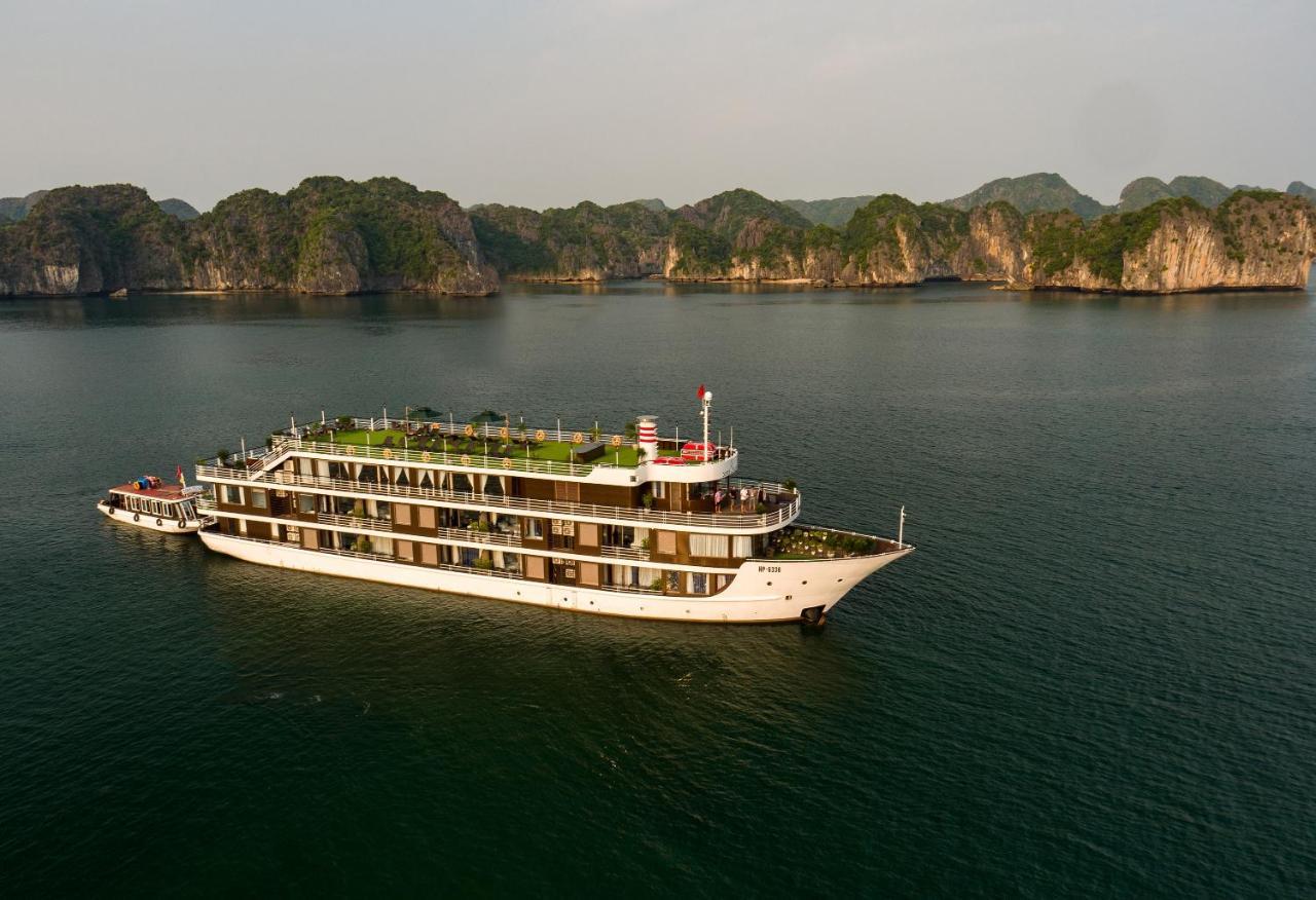 La Casta Regal Cruise Hạ Long