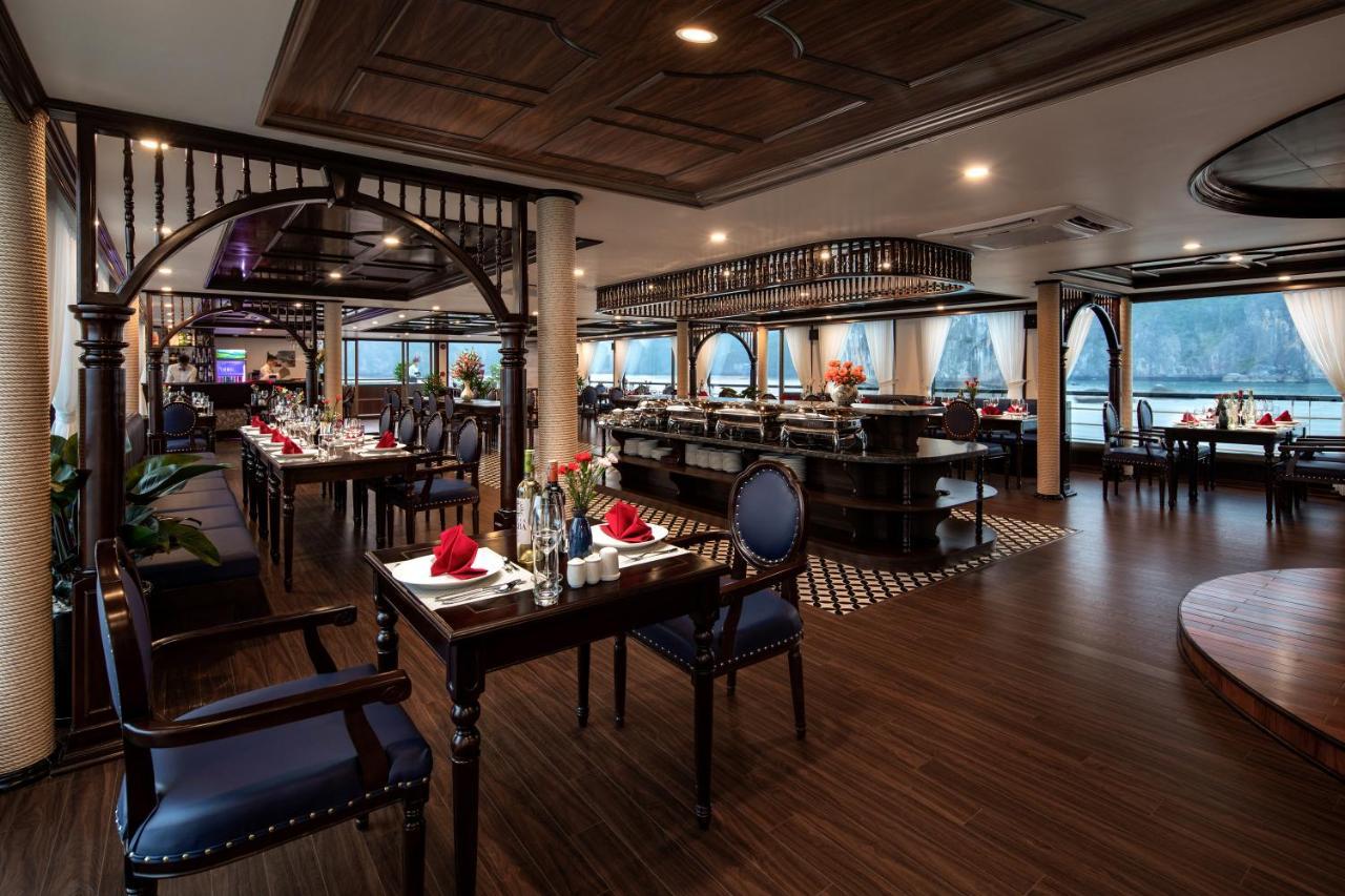 La Casta Regal Cruise Botel 5*