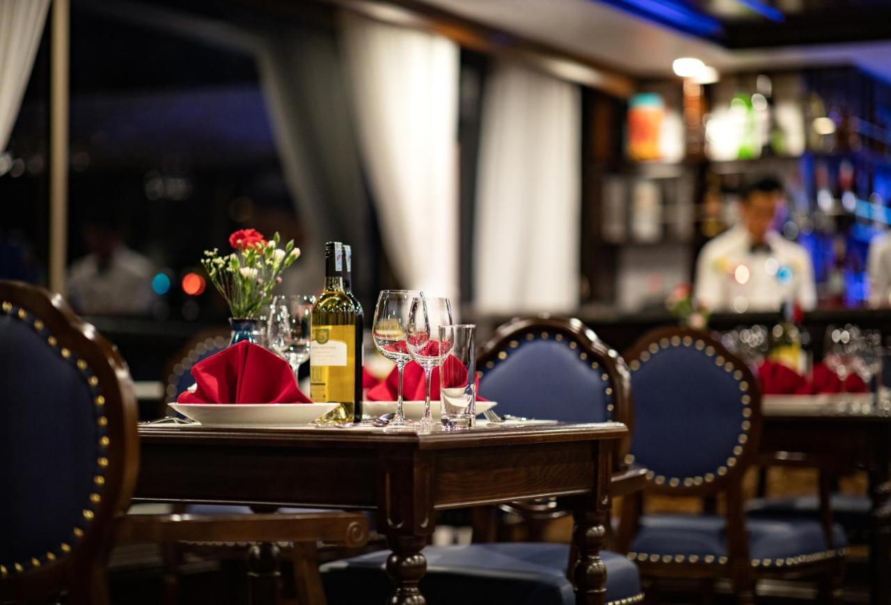 Botel La Casta Regal Cruise 5*