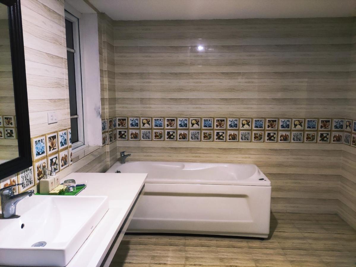 Victory Hotel, So 7, Vuong Thuc Mau, Tp Hotel
