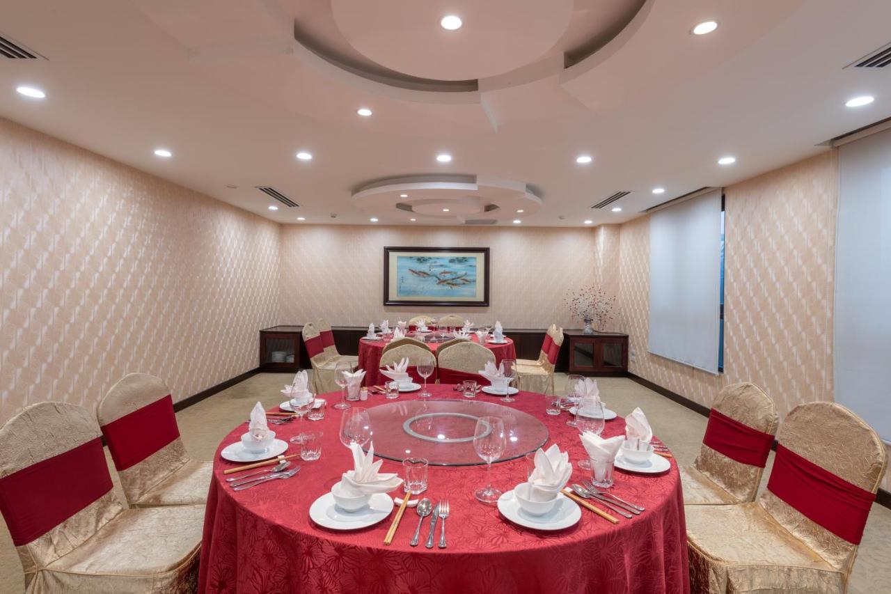 Red River View Hotel 3*