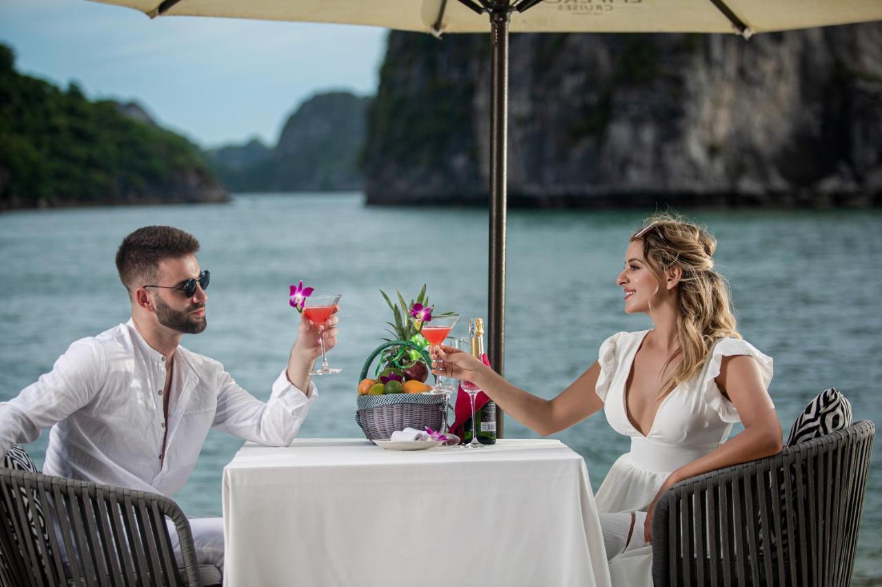 Emperor Cruises Legacy 5* Hạ Long