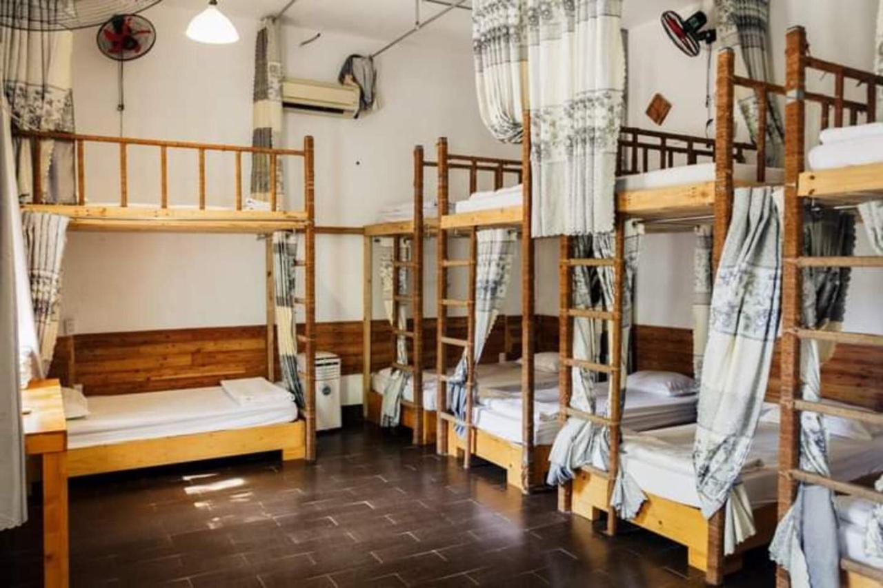 Dao Hoa Vang - Venuestay Homestay