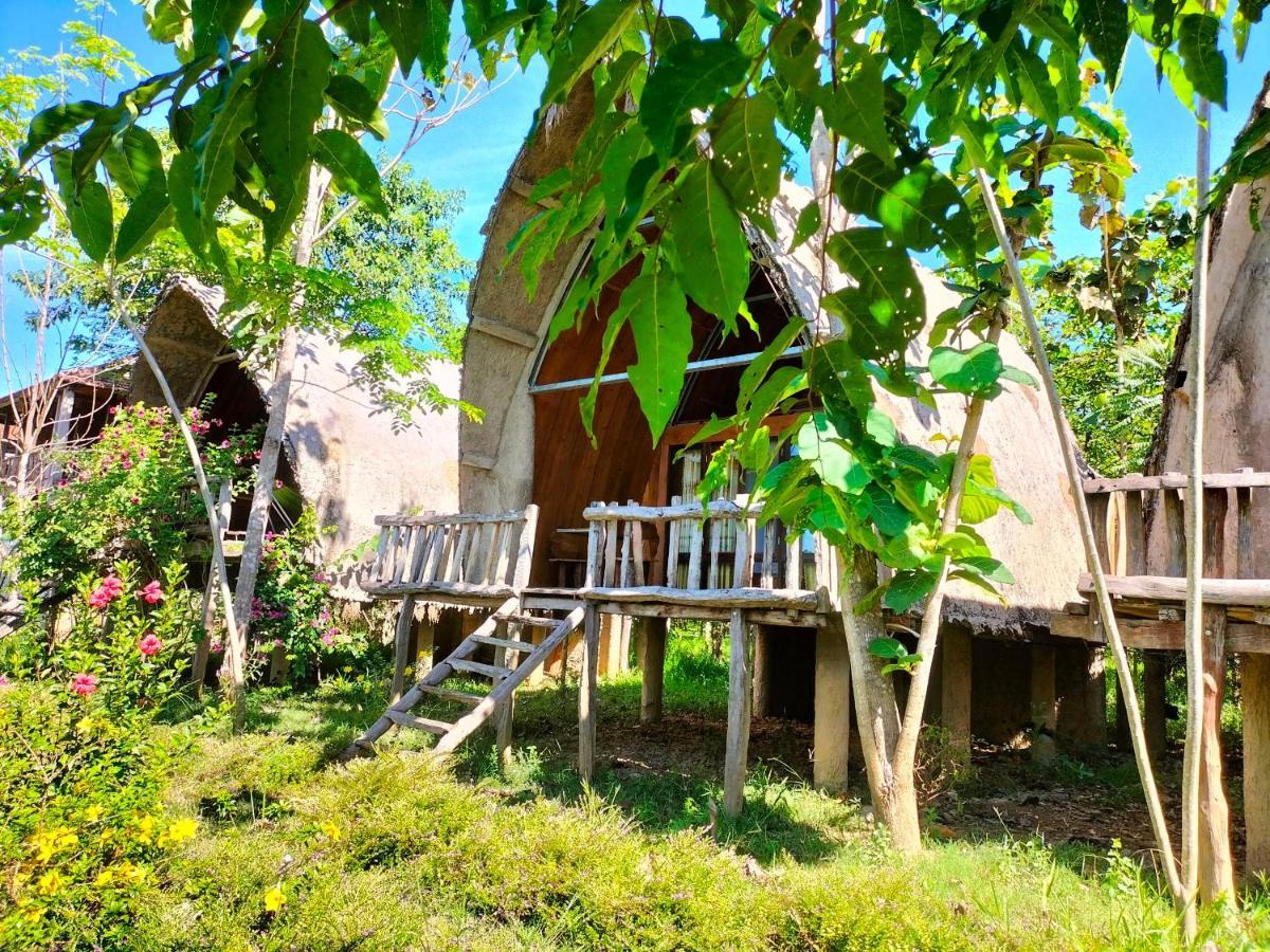Rice Straw Lodge- *