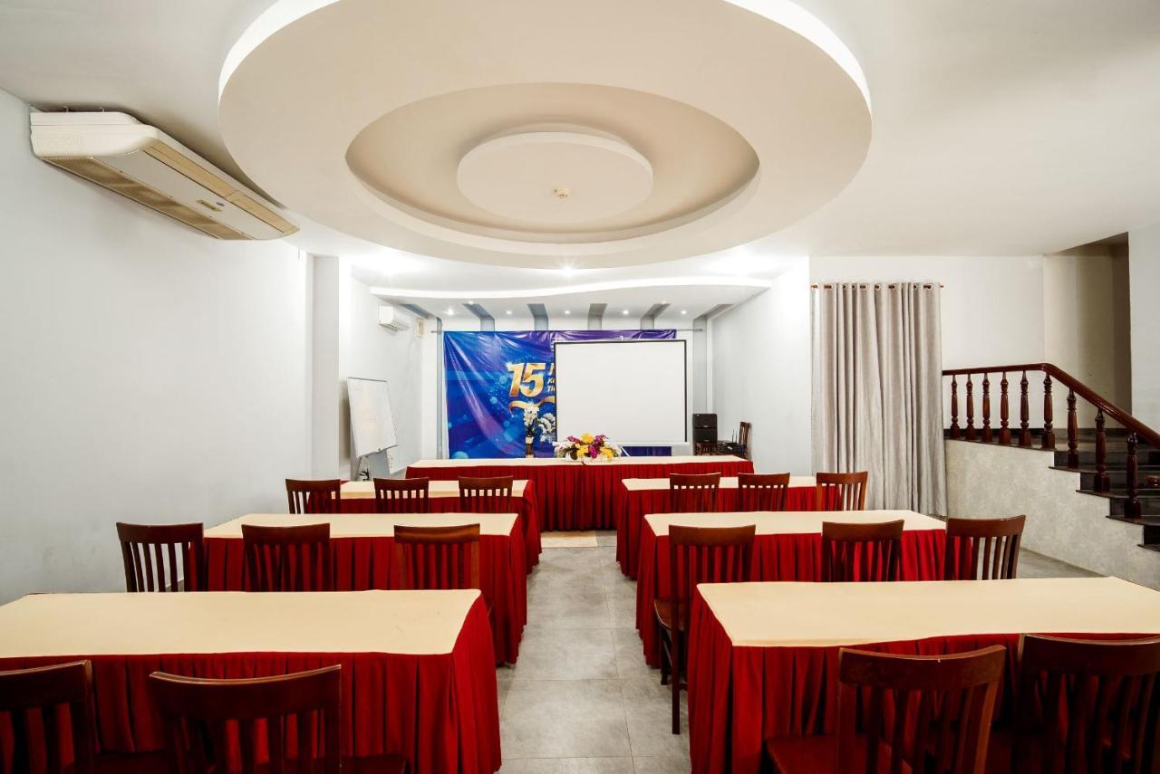 Amis Hotel 2*