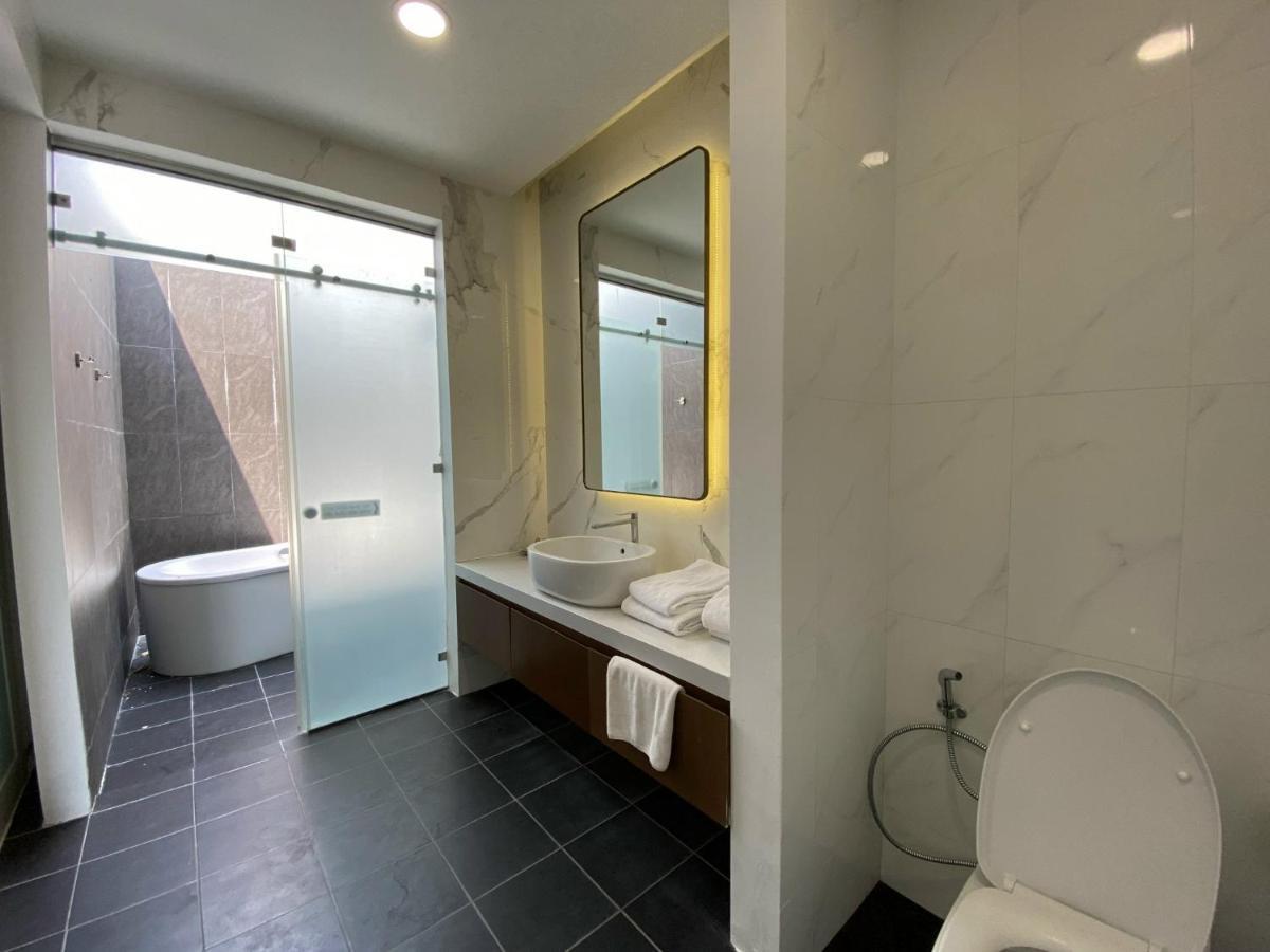 Oceanami & Club Long At 1, 3, 4 Bedroom & 5, 6 Bedroom Beachfront Private Pool Villa