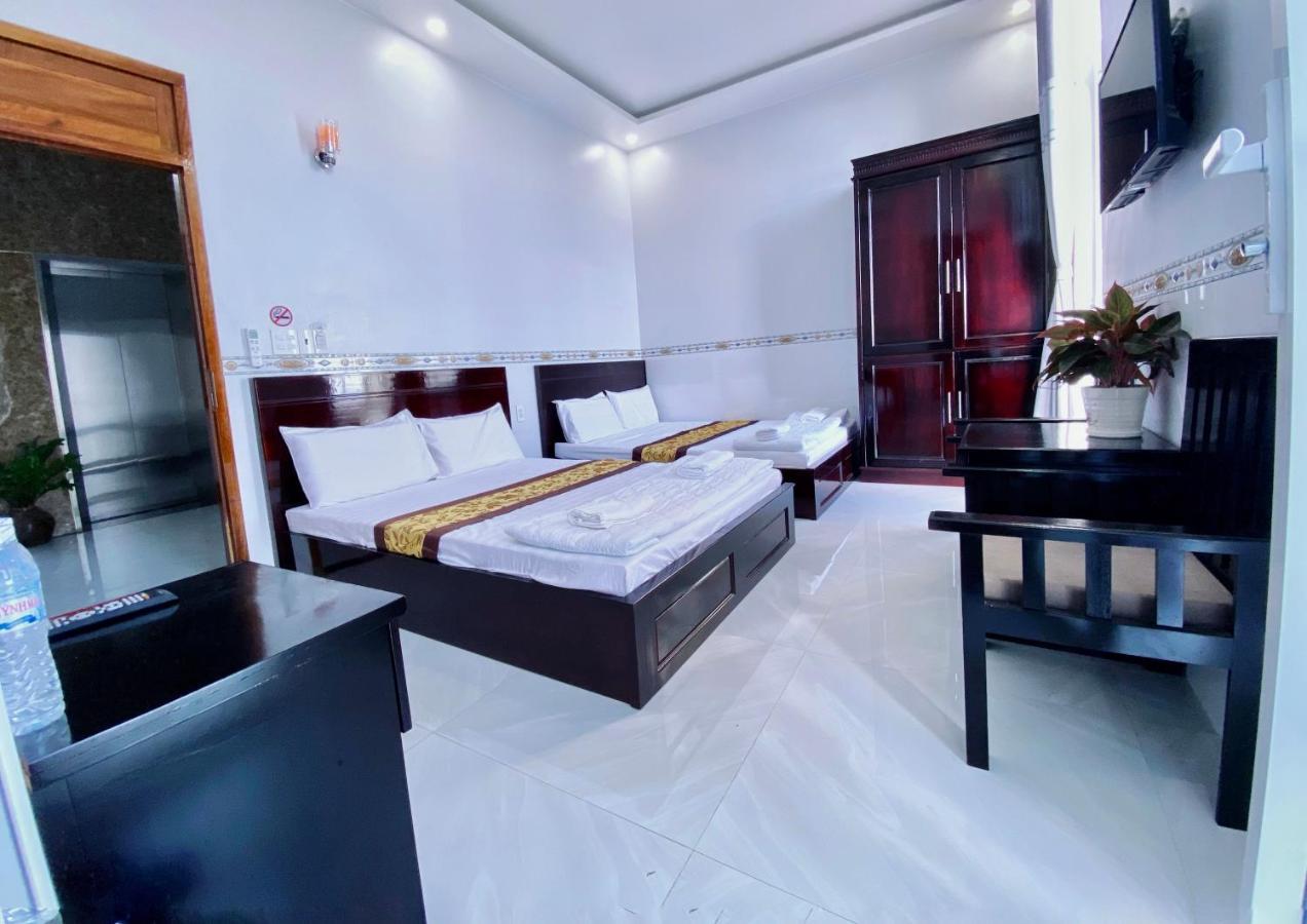 Hotel Khach San Long Dao Phu Quy *