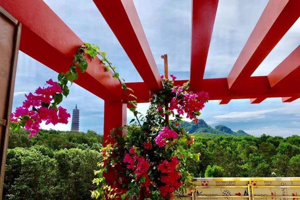 Hotel Khach San Ha Phuong
