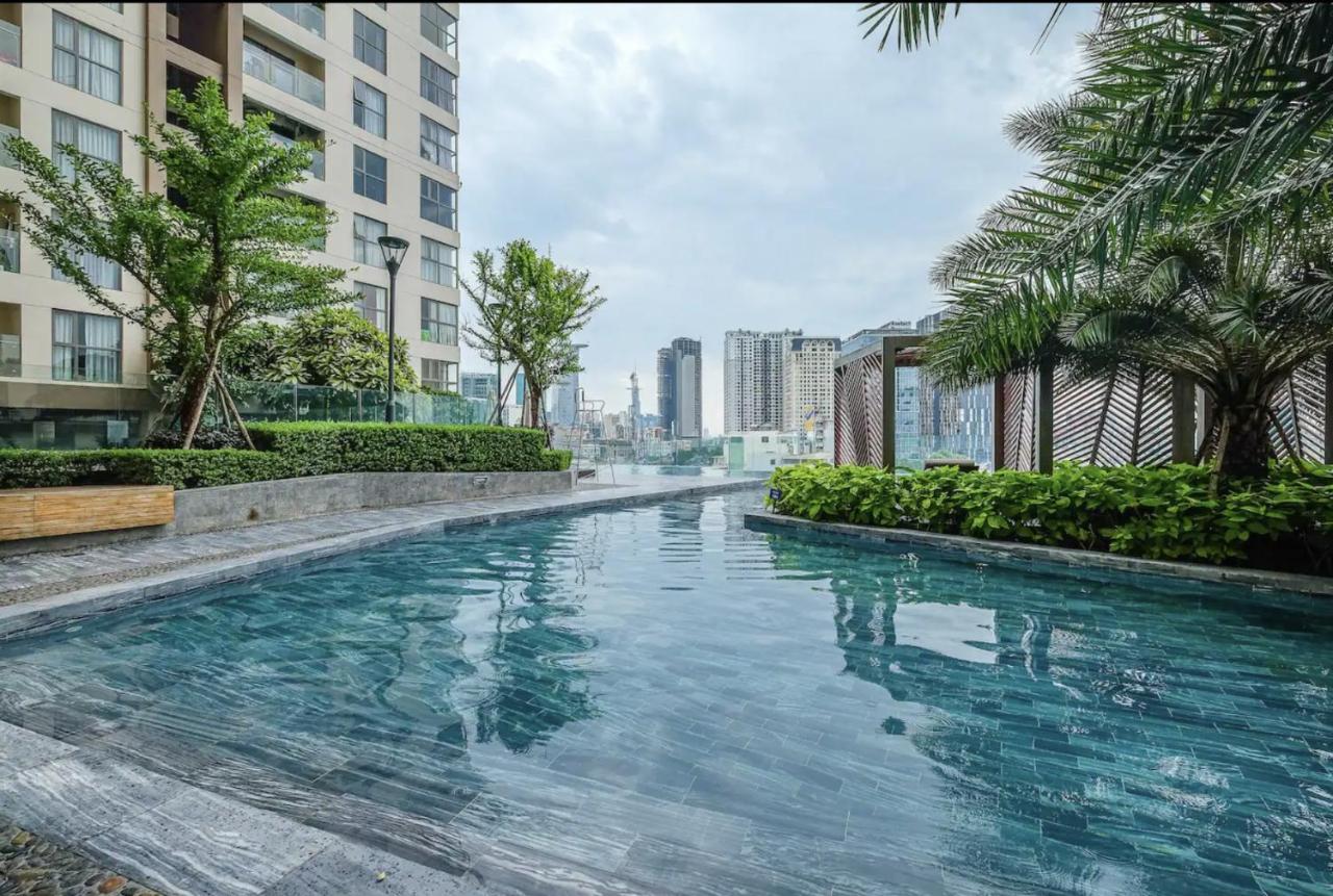 Zo Apartment Millennium - Fee Pool & Gym Apartment