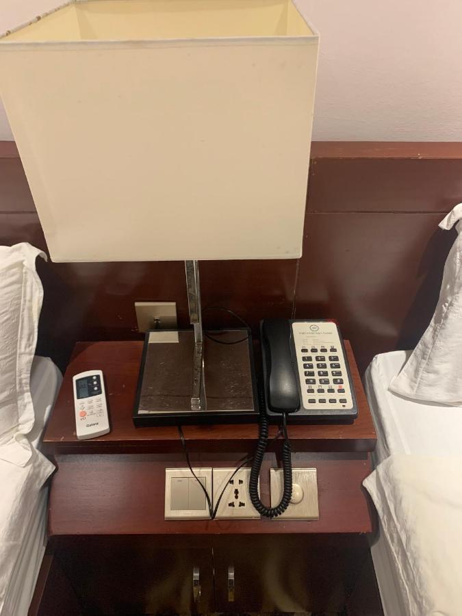 Hotel Hoang Trung - Co To Quang Ninh (Quang Ninh)
