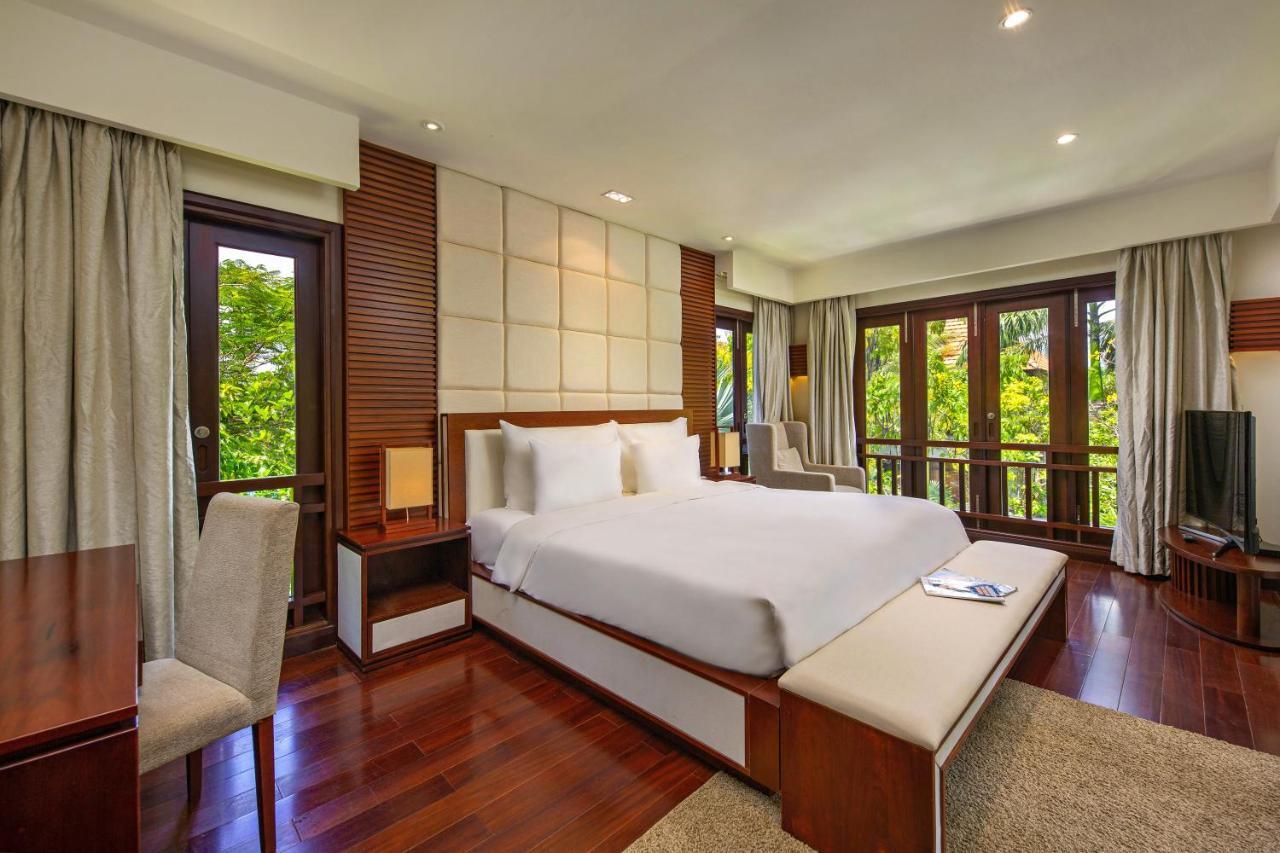 Paradise Center My Khe & Resort 5*