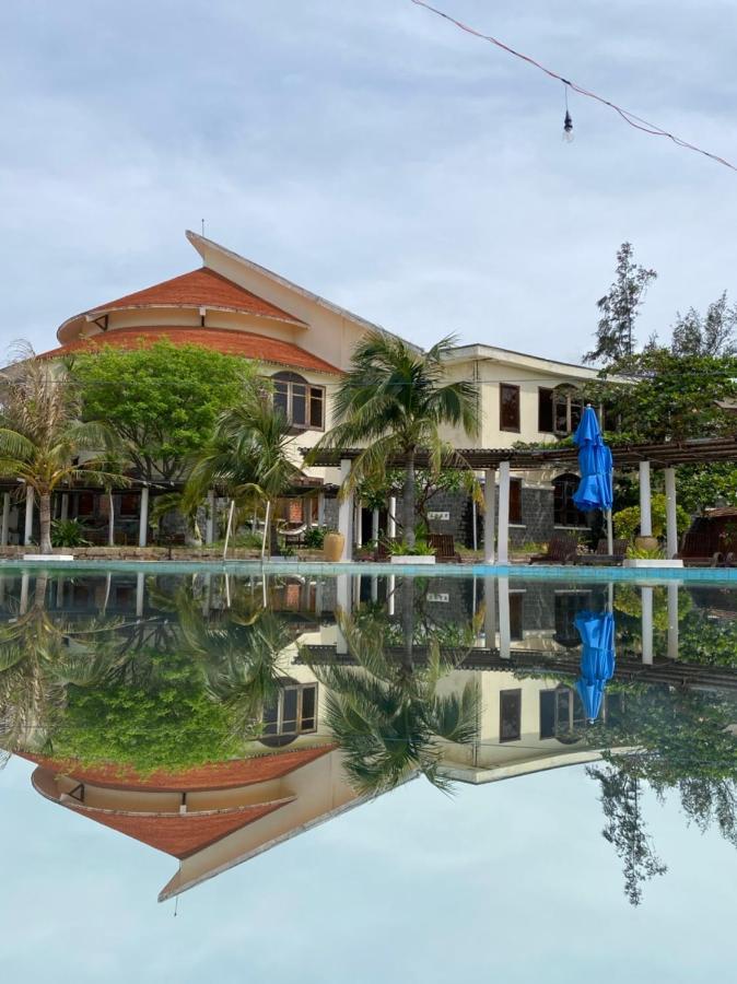 Hon Cau & Restaurant * Tuy Phong
