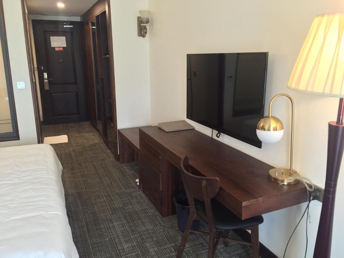 Phoenix 4*