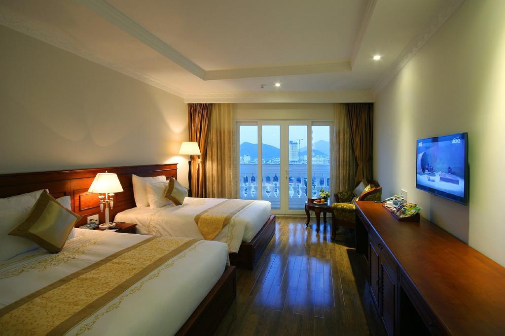 Palace Khách sạn Nha Trang