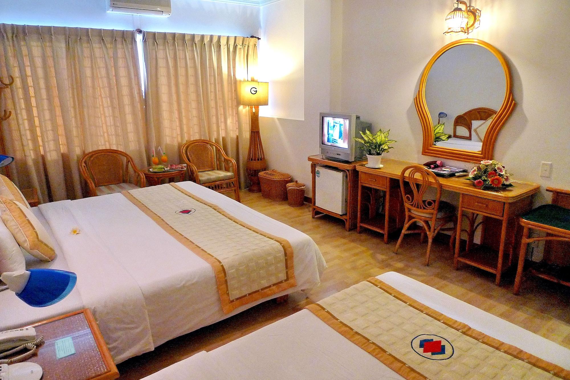 Green Hotel 3*