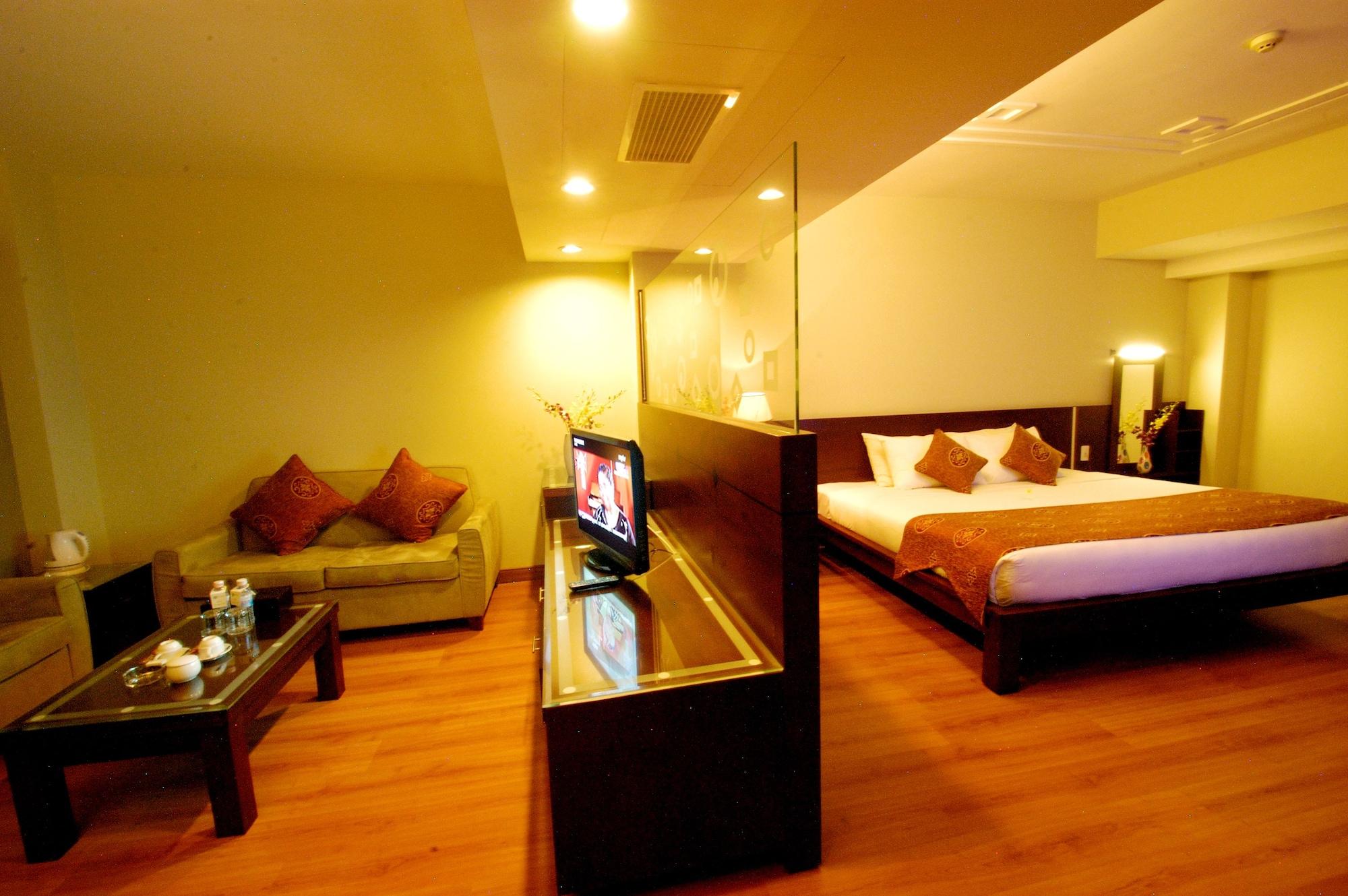 Paradise Hotel Nha Trang