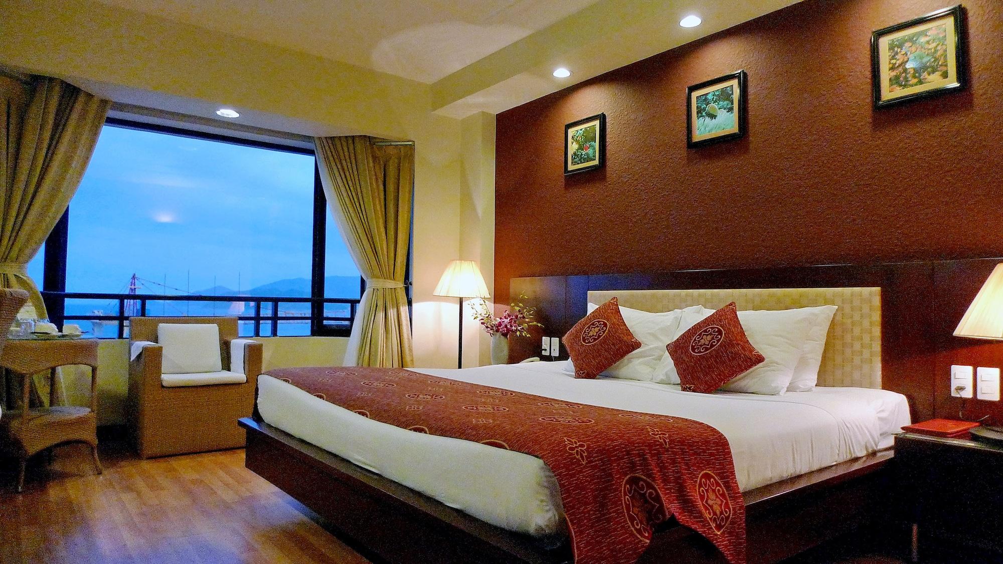 Paradise 3*