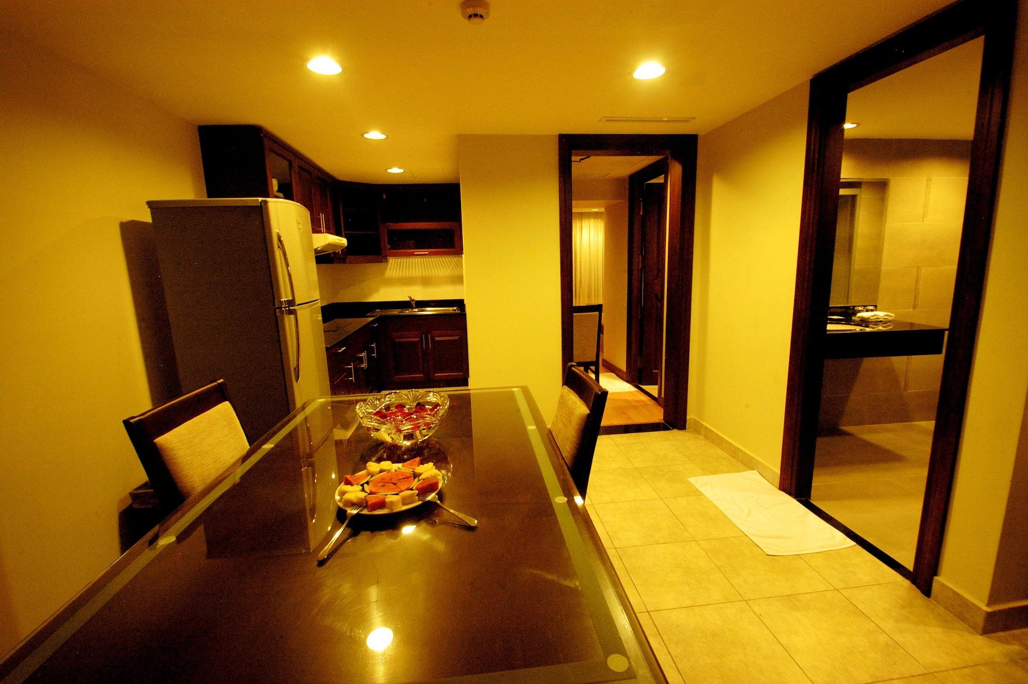 Paradise Hotel