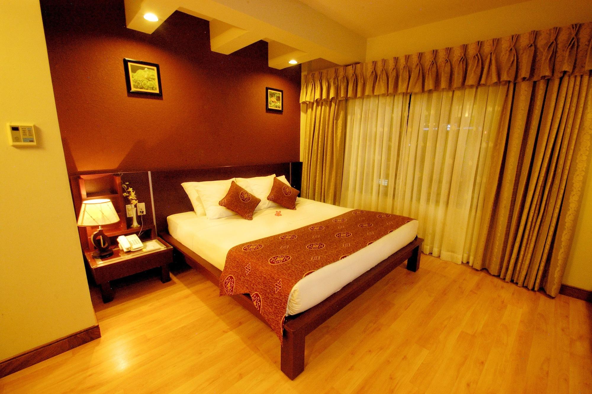 Paradise Hotel Nha Trang