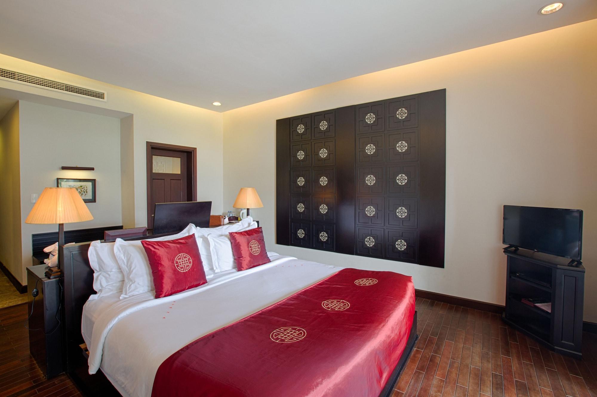 Lapochine Resort