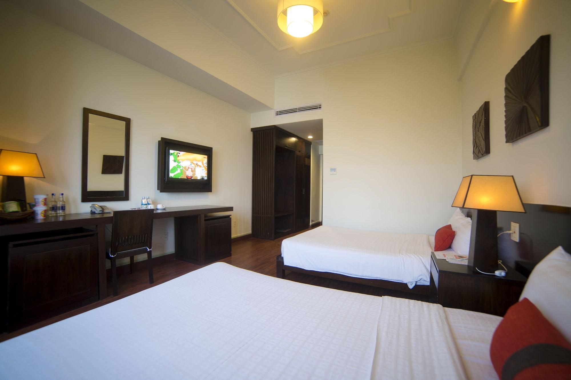 Hotel The Light Nha Trang