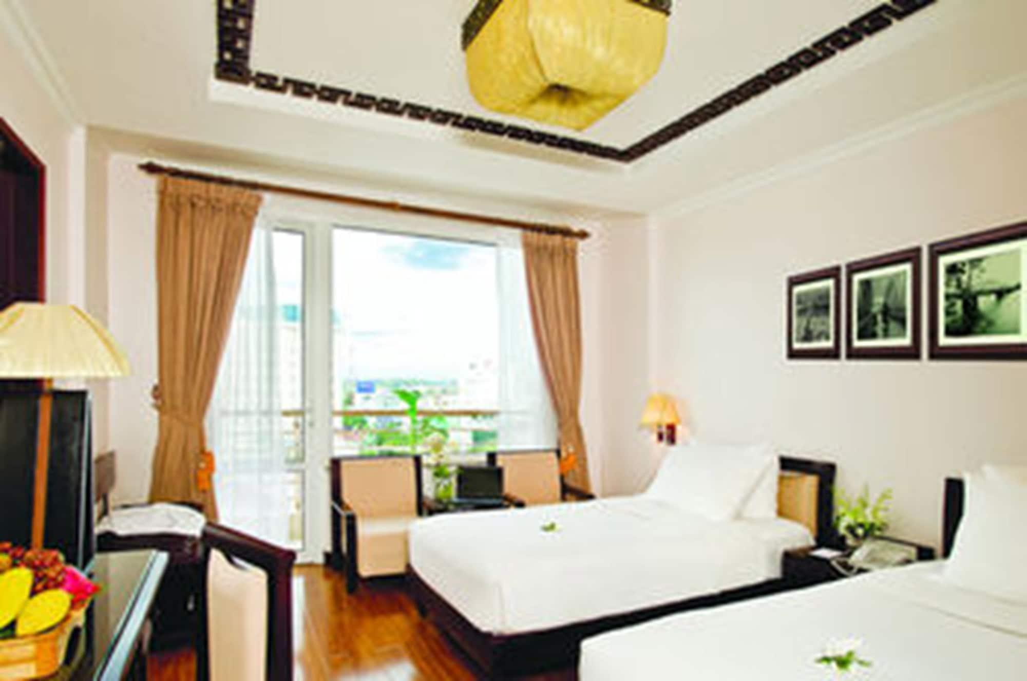 Cherish Khách sạn 4*