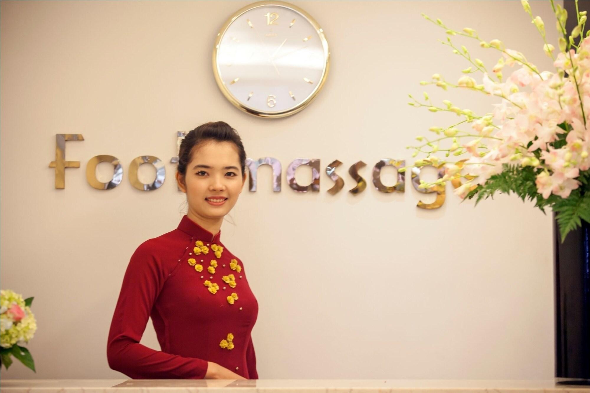 Mai Charming And Hotel