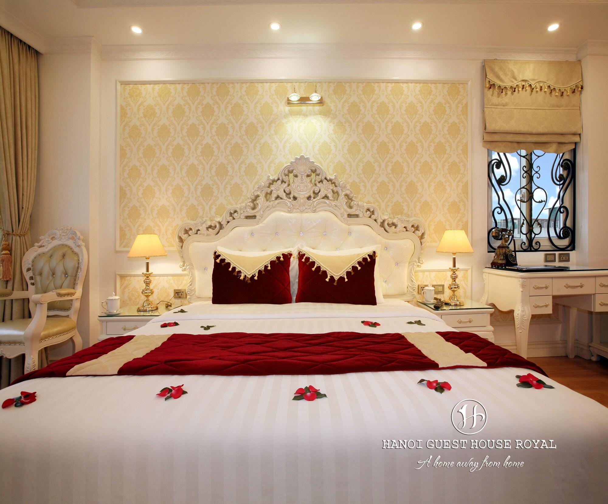 Royal Hotel 3*