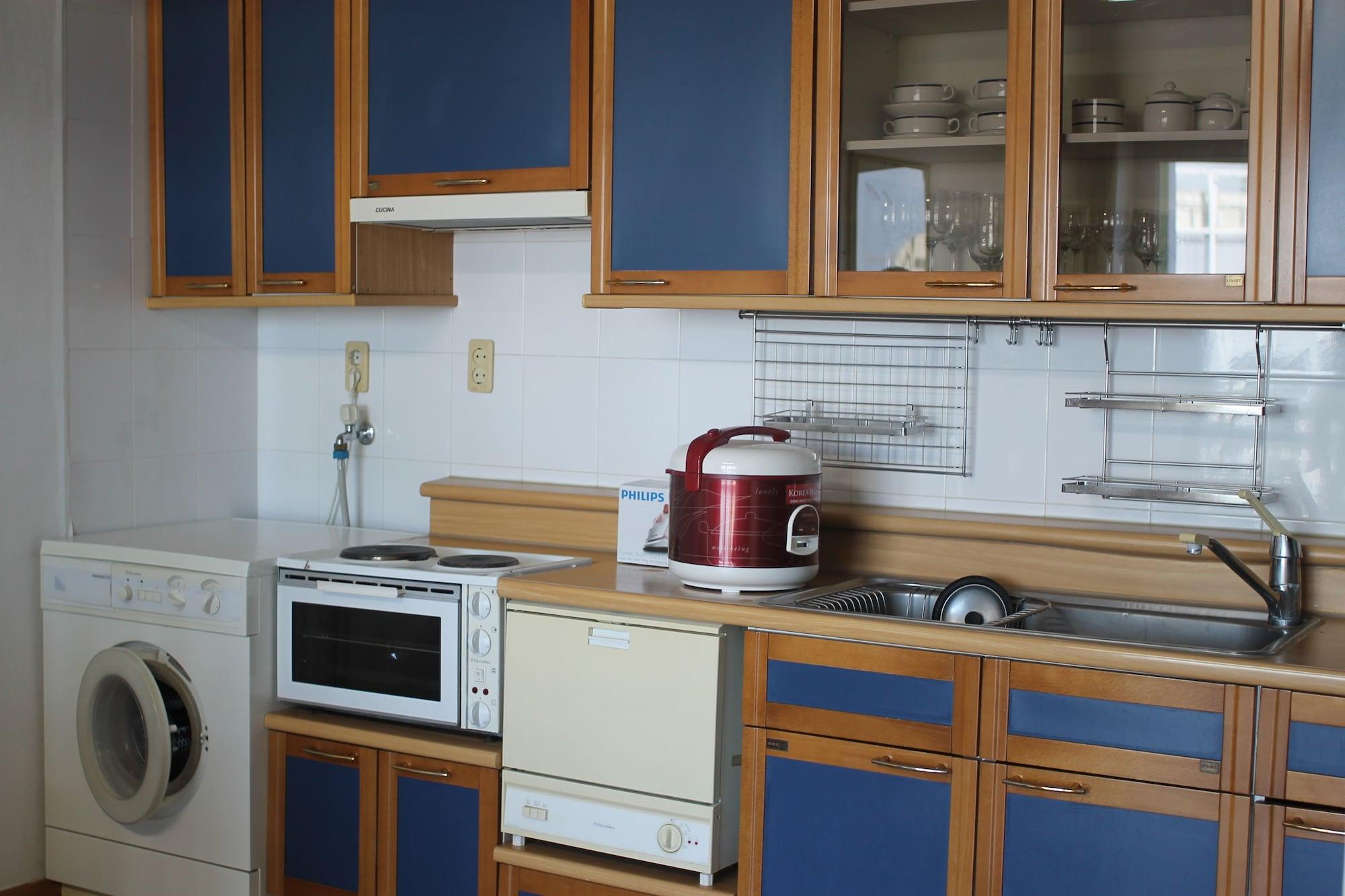Daeha Serviced Apartment *