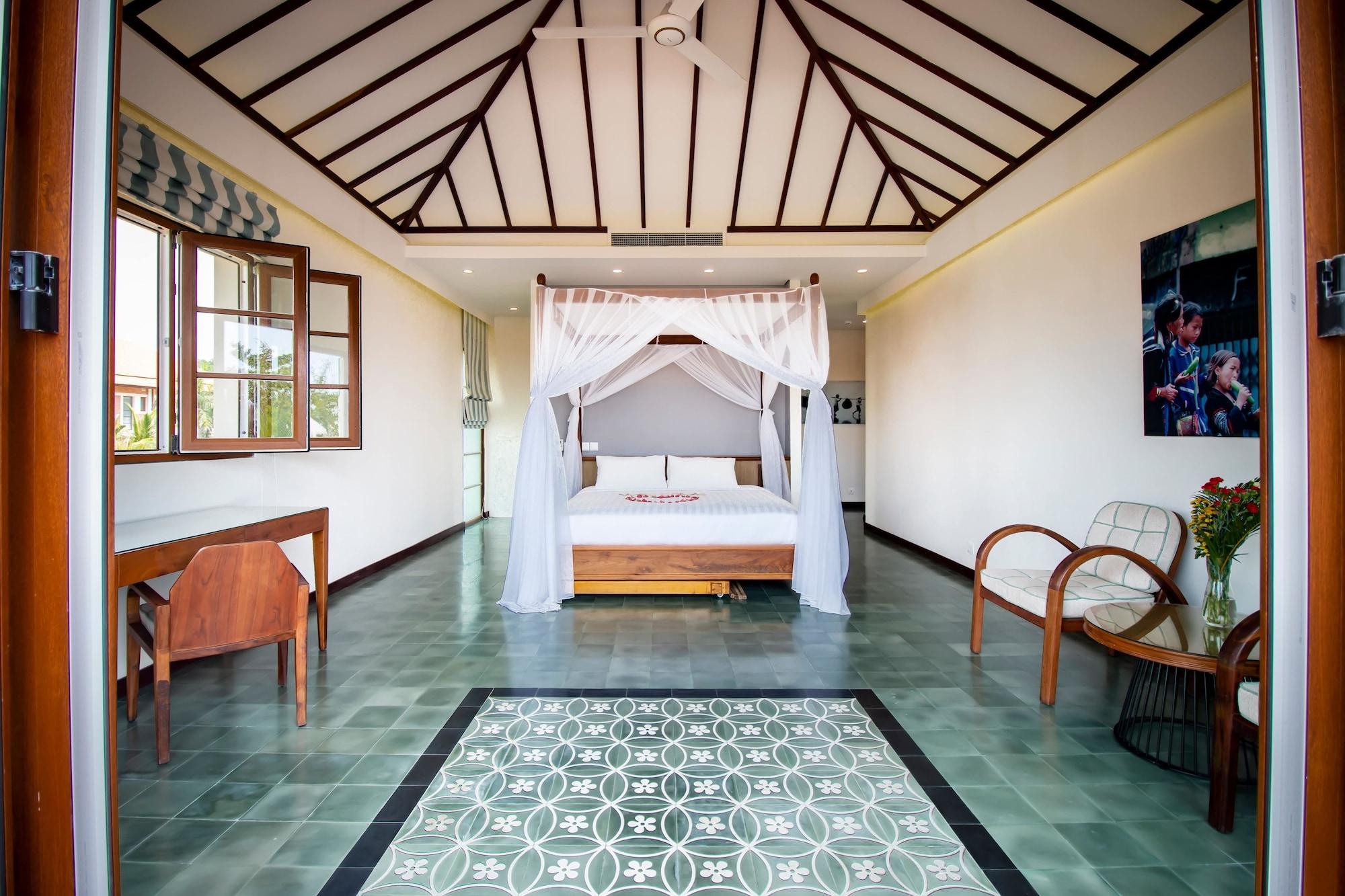 Cassia And Phu Quoc