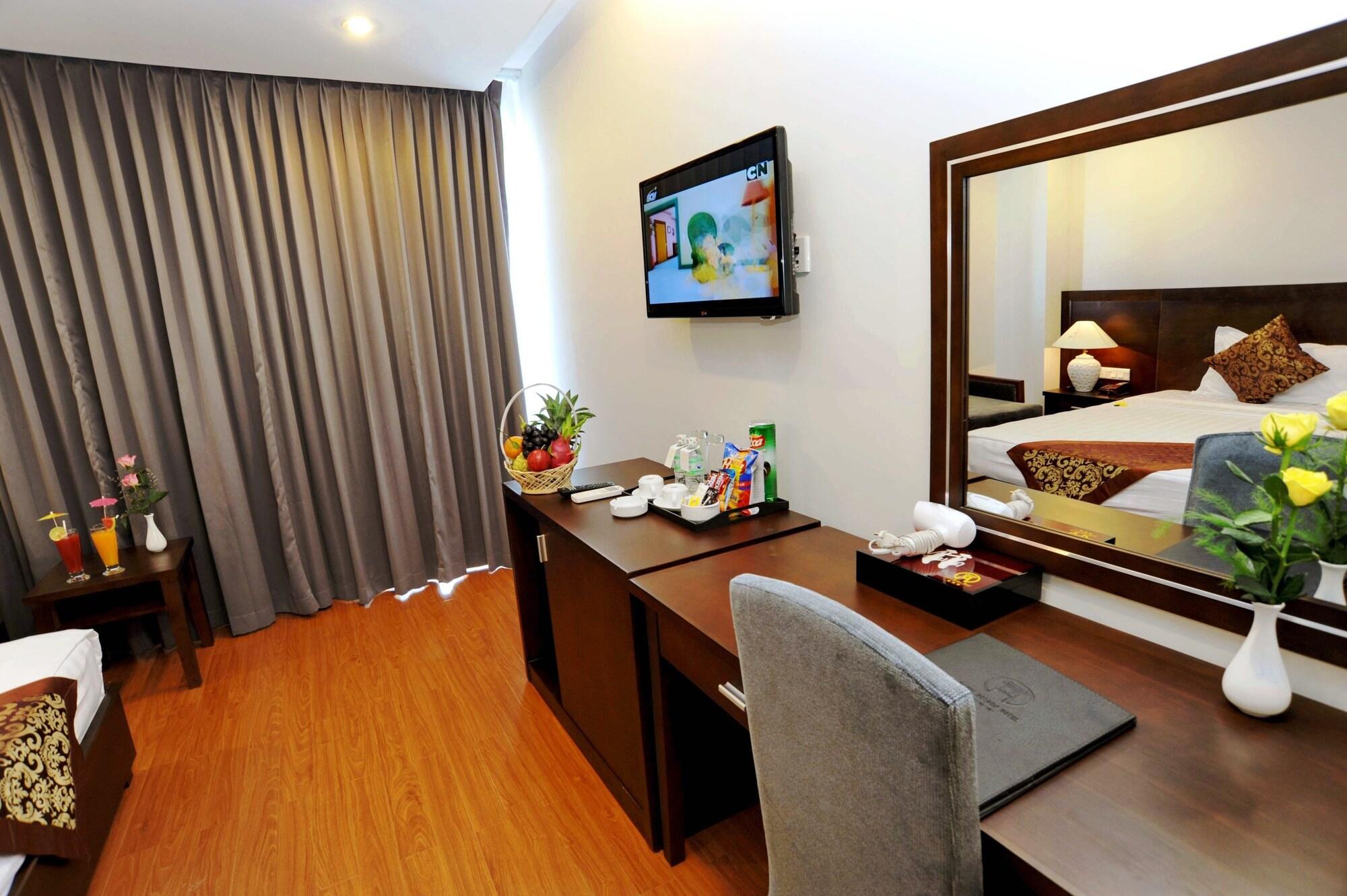 Hanoi Golden