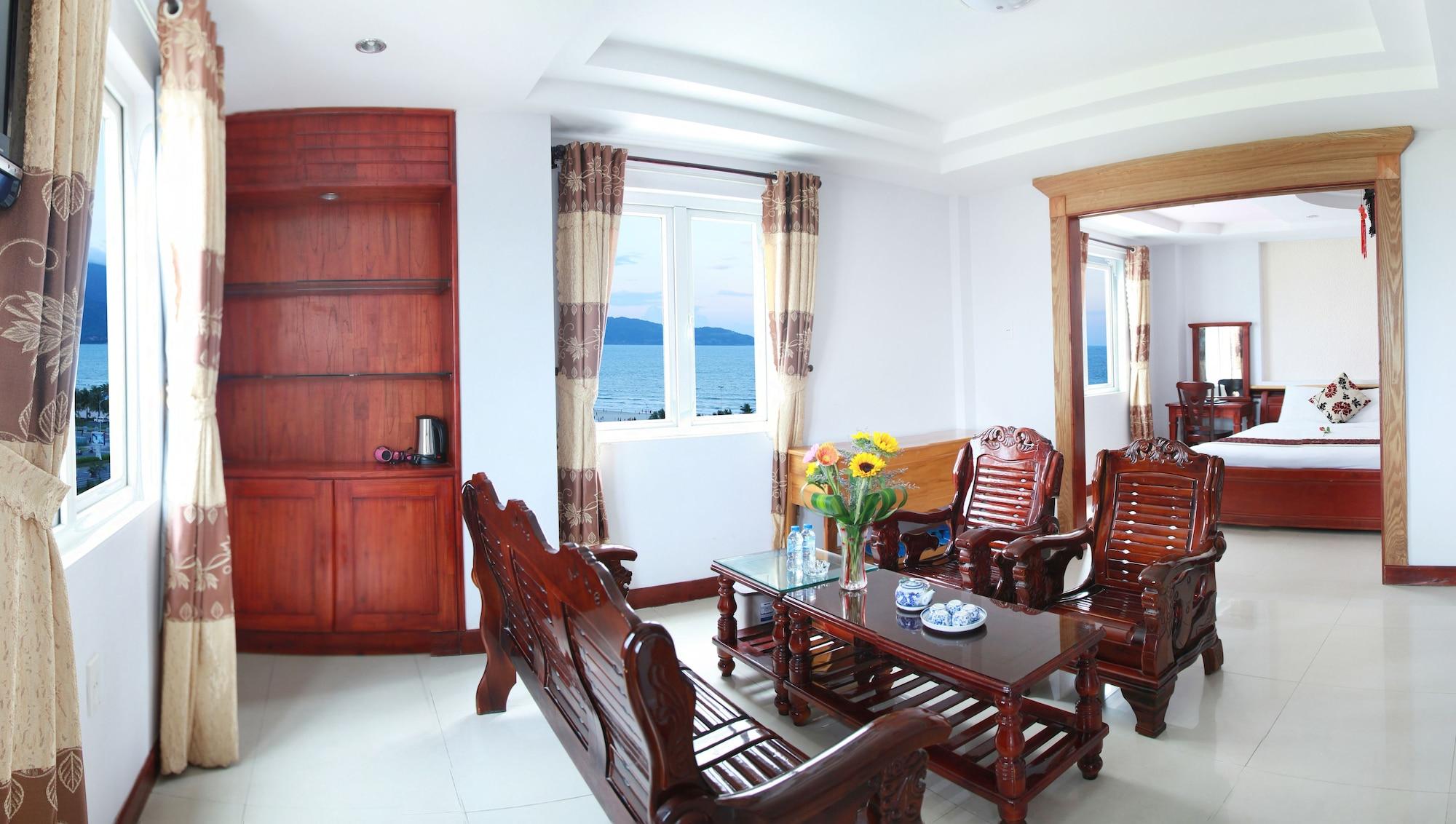 Hotel House Land 2