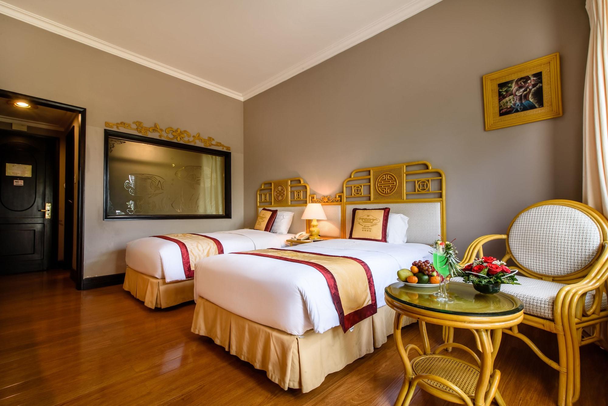 Resort Huong Giang & 4*