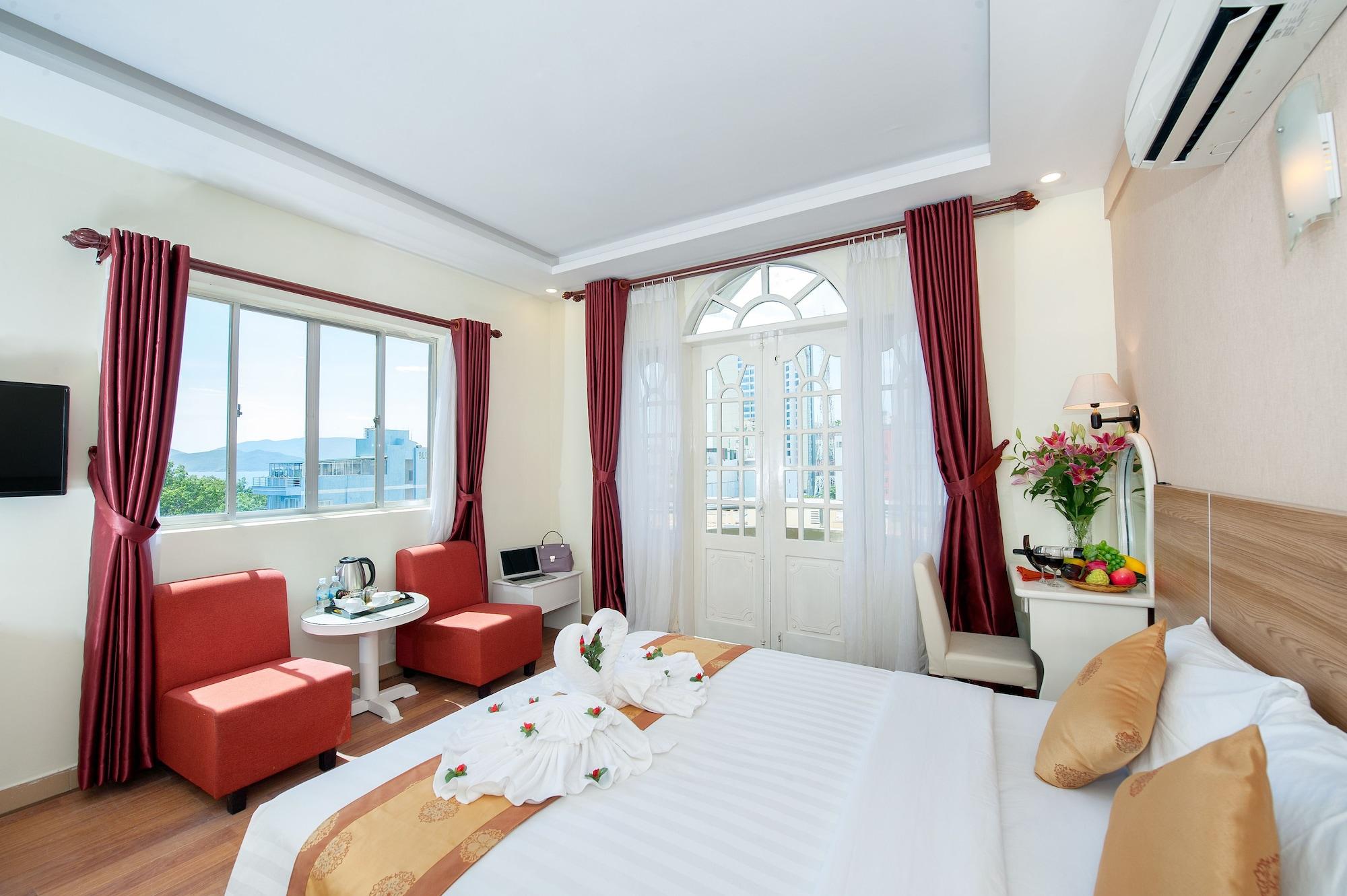 Palm Hotel Nha Trang