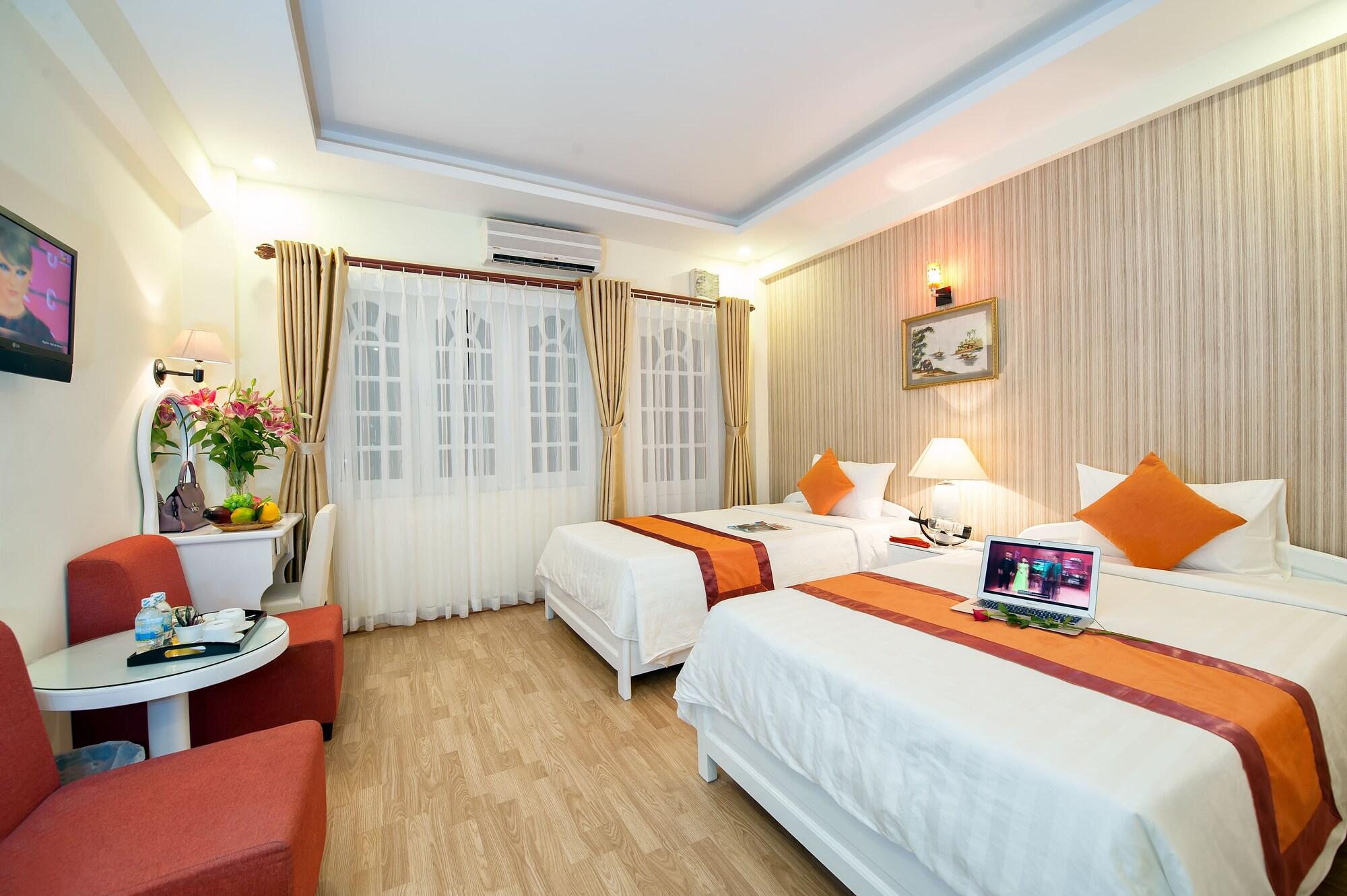 Palm Hotel 3*
