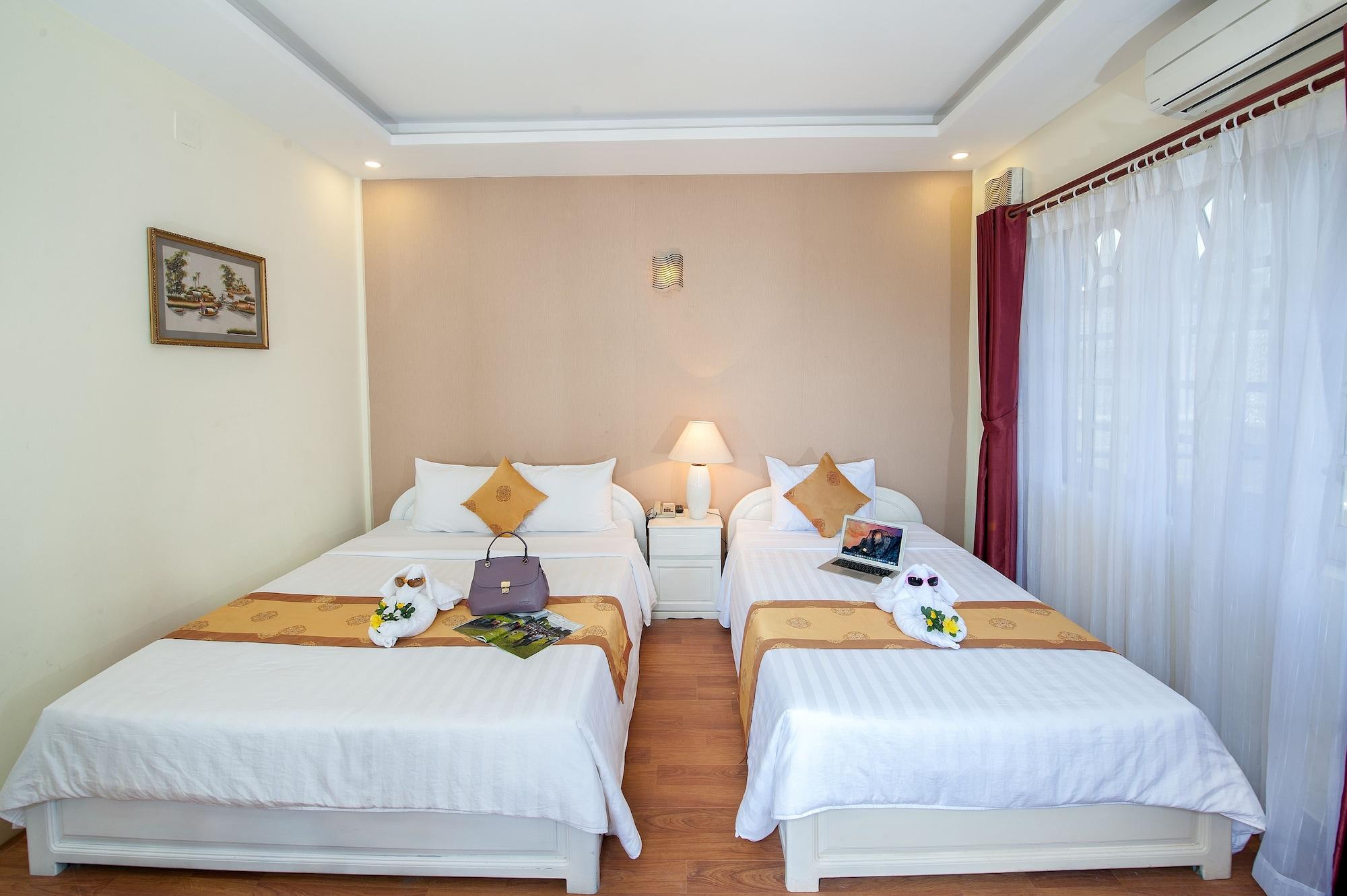 Palm Hotel 3*