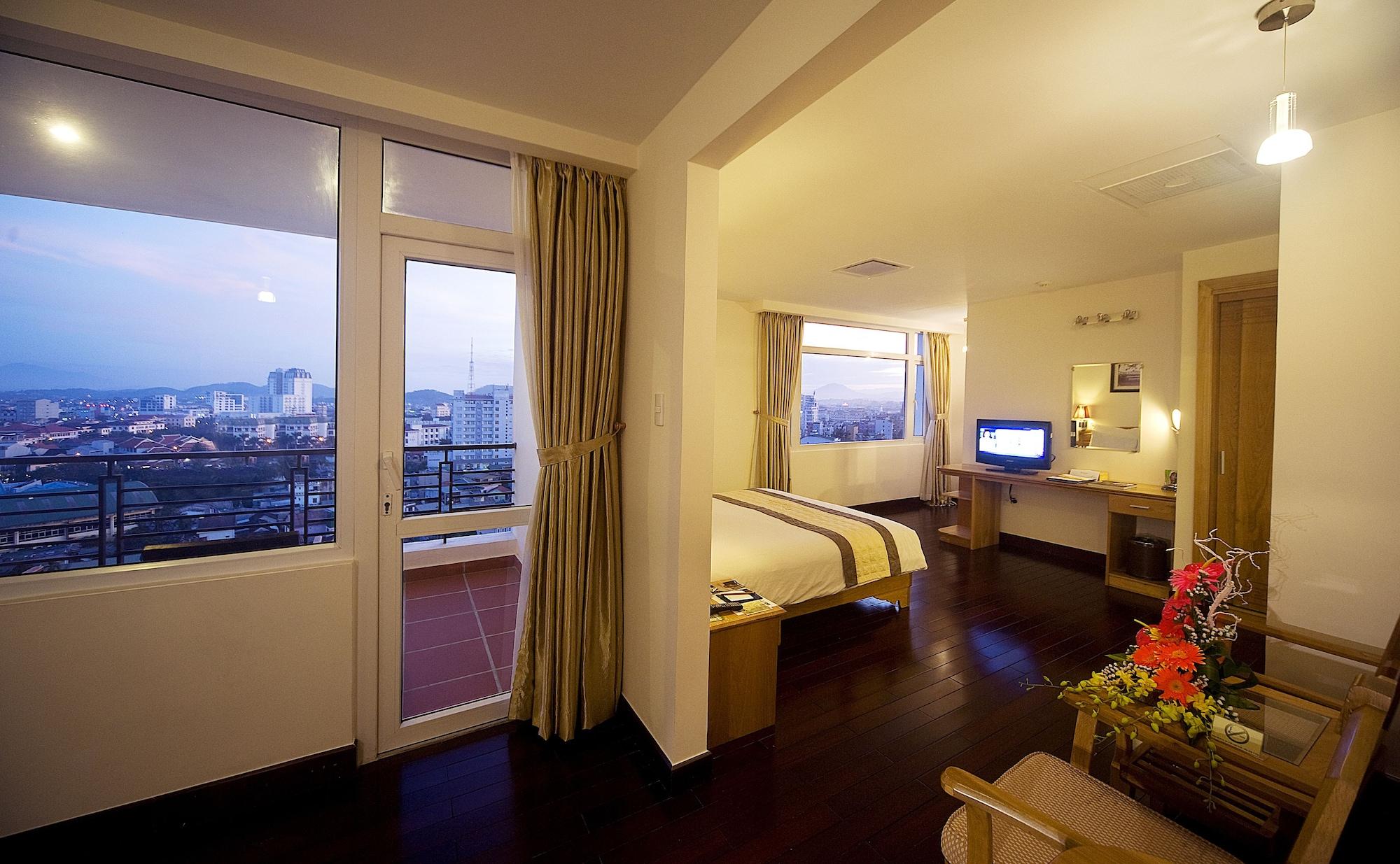 Romance Khách sạn