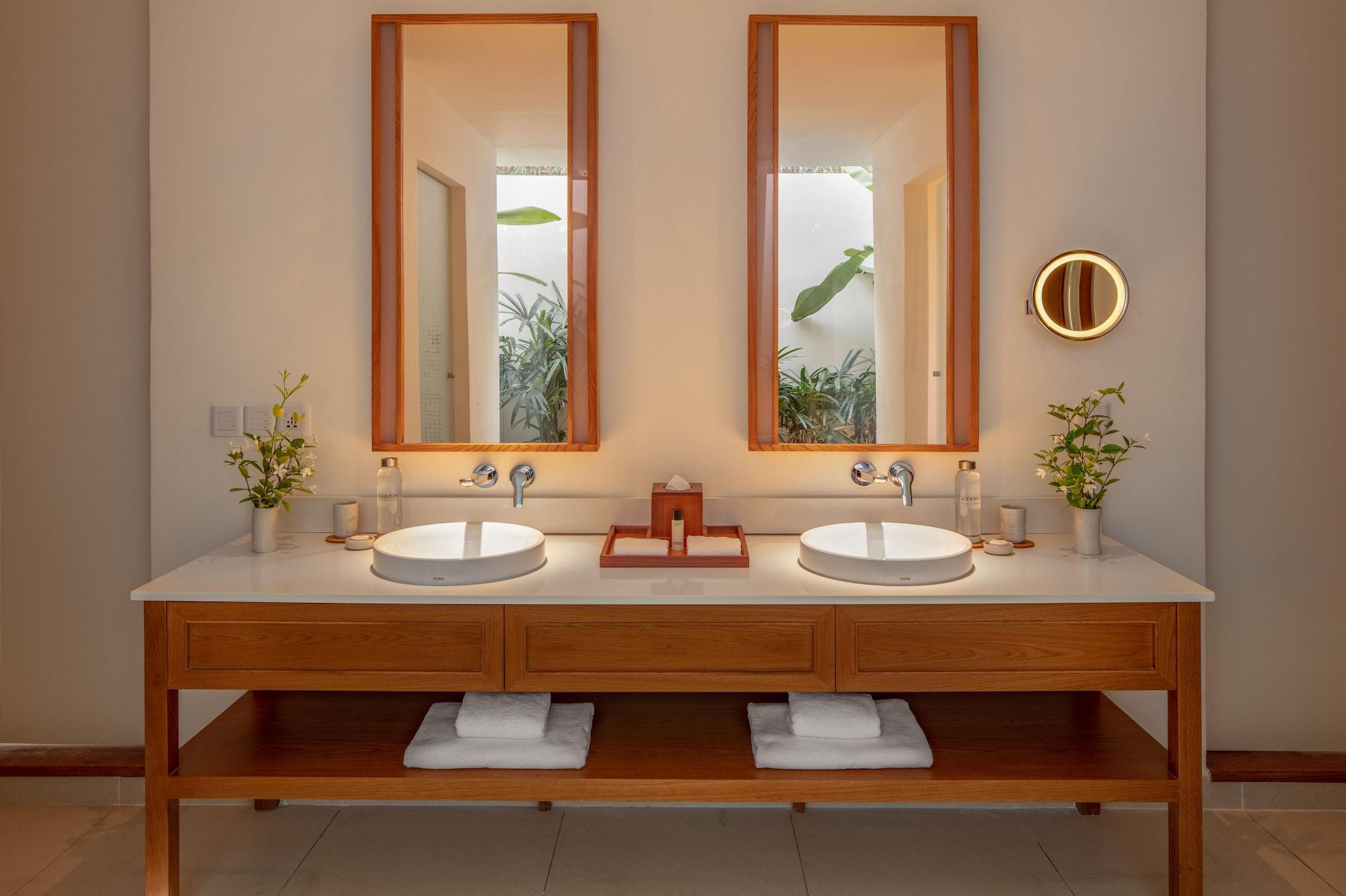 Azerai Bay Resort 5*