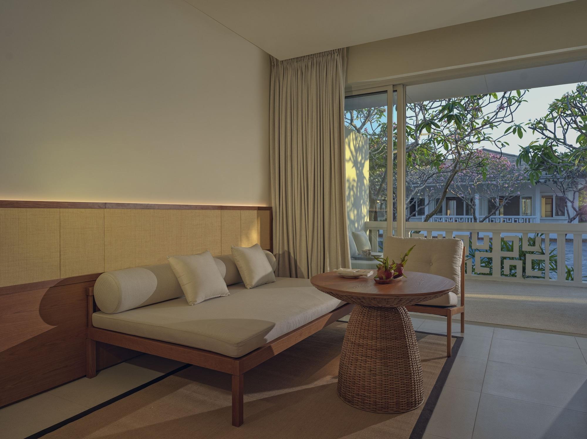 Azerai Bay 5*