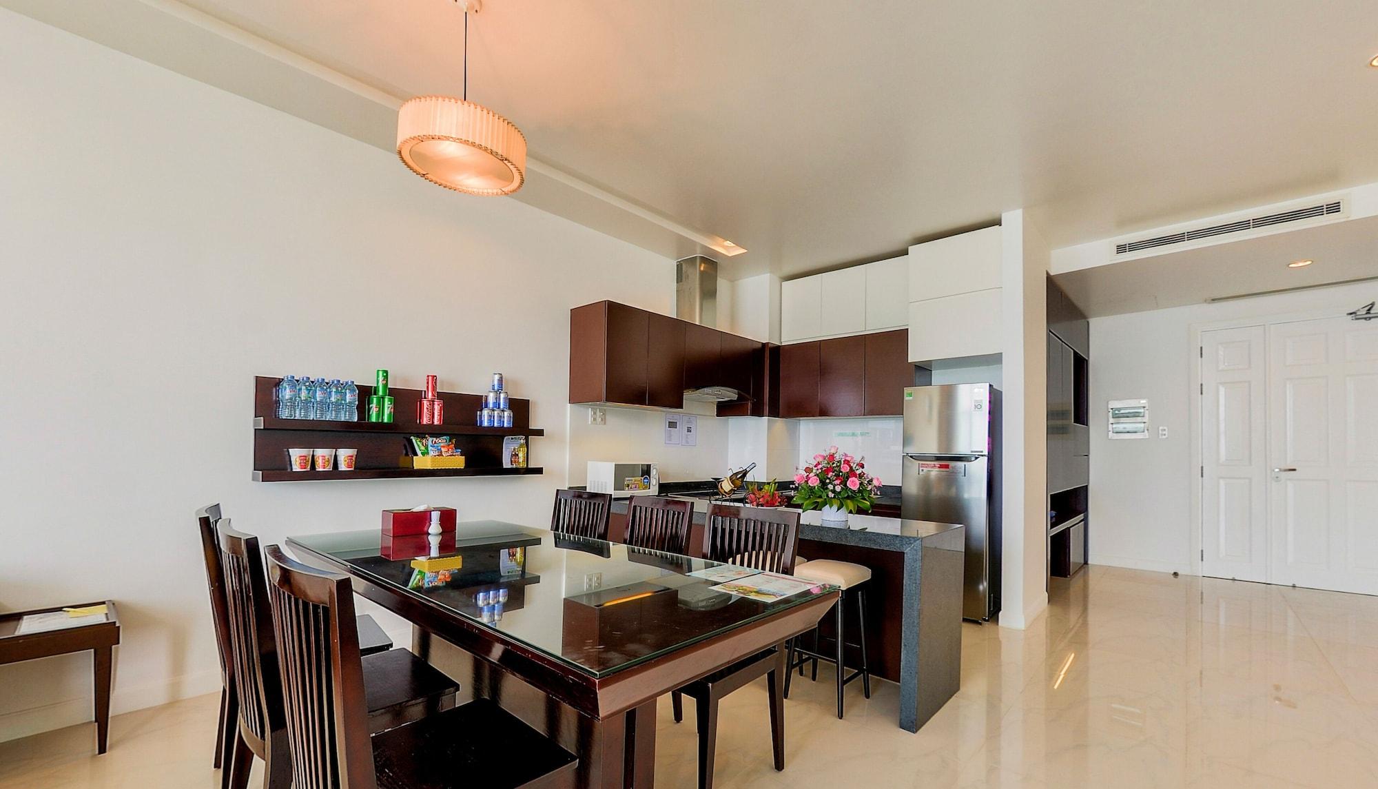 Ocean Vista Apartment *