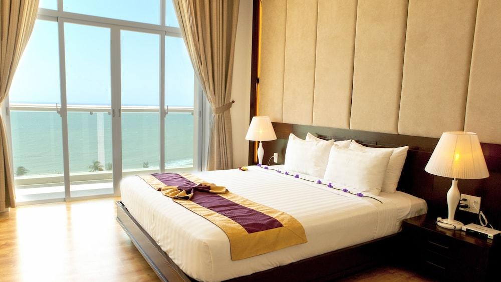 Ocean Vista Apartment