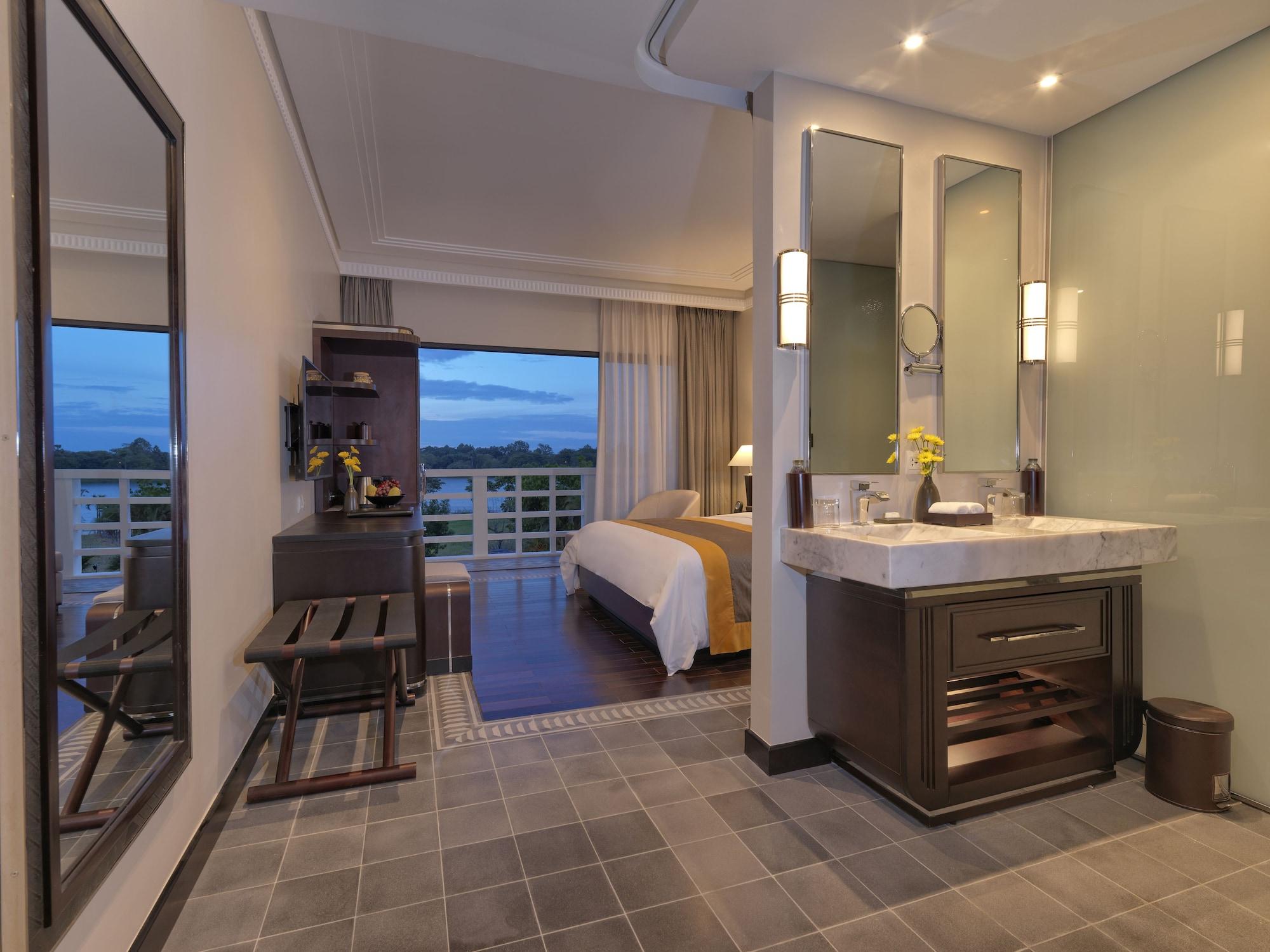 Azerai La Residence, Resort Hue