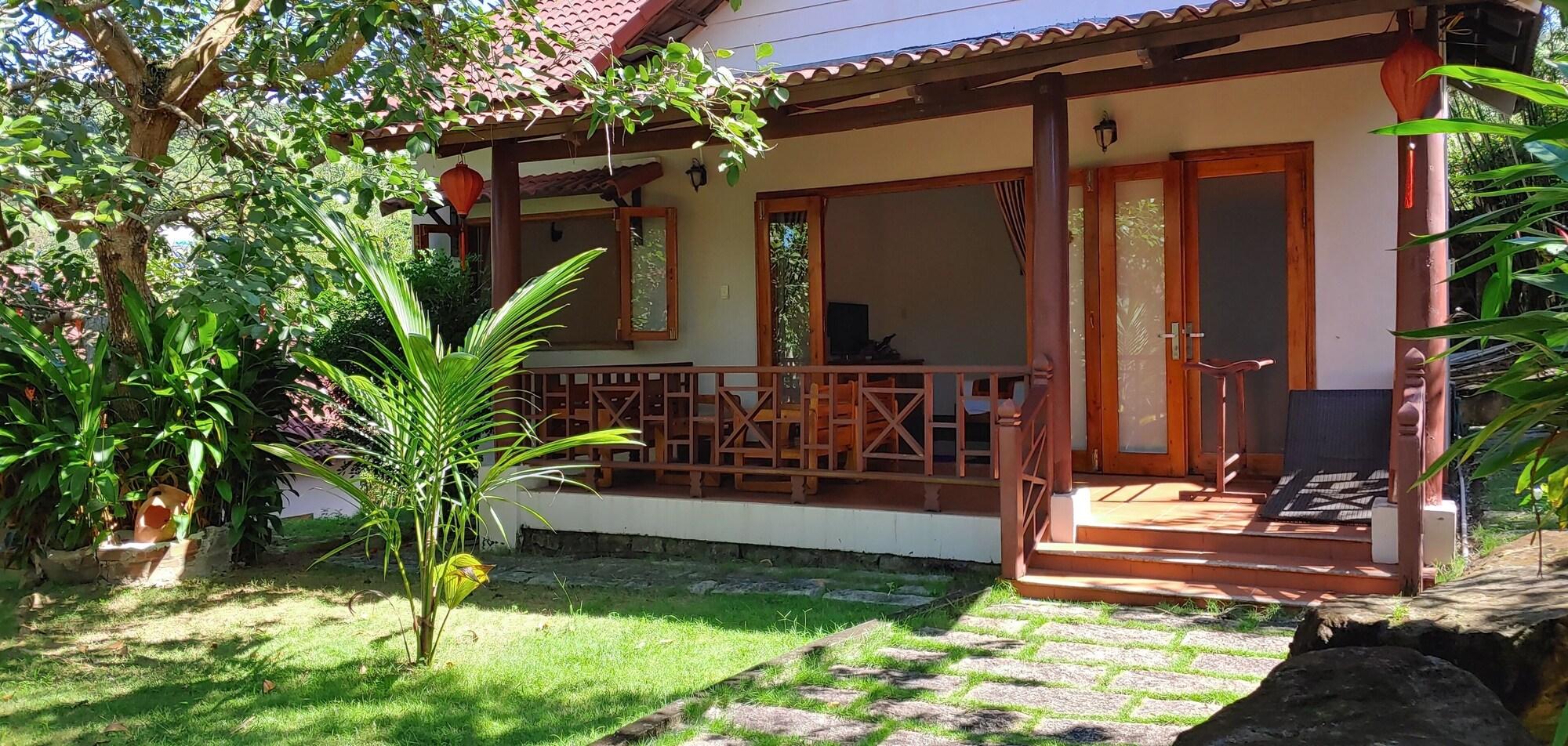 Hong Bin Resort 3*