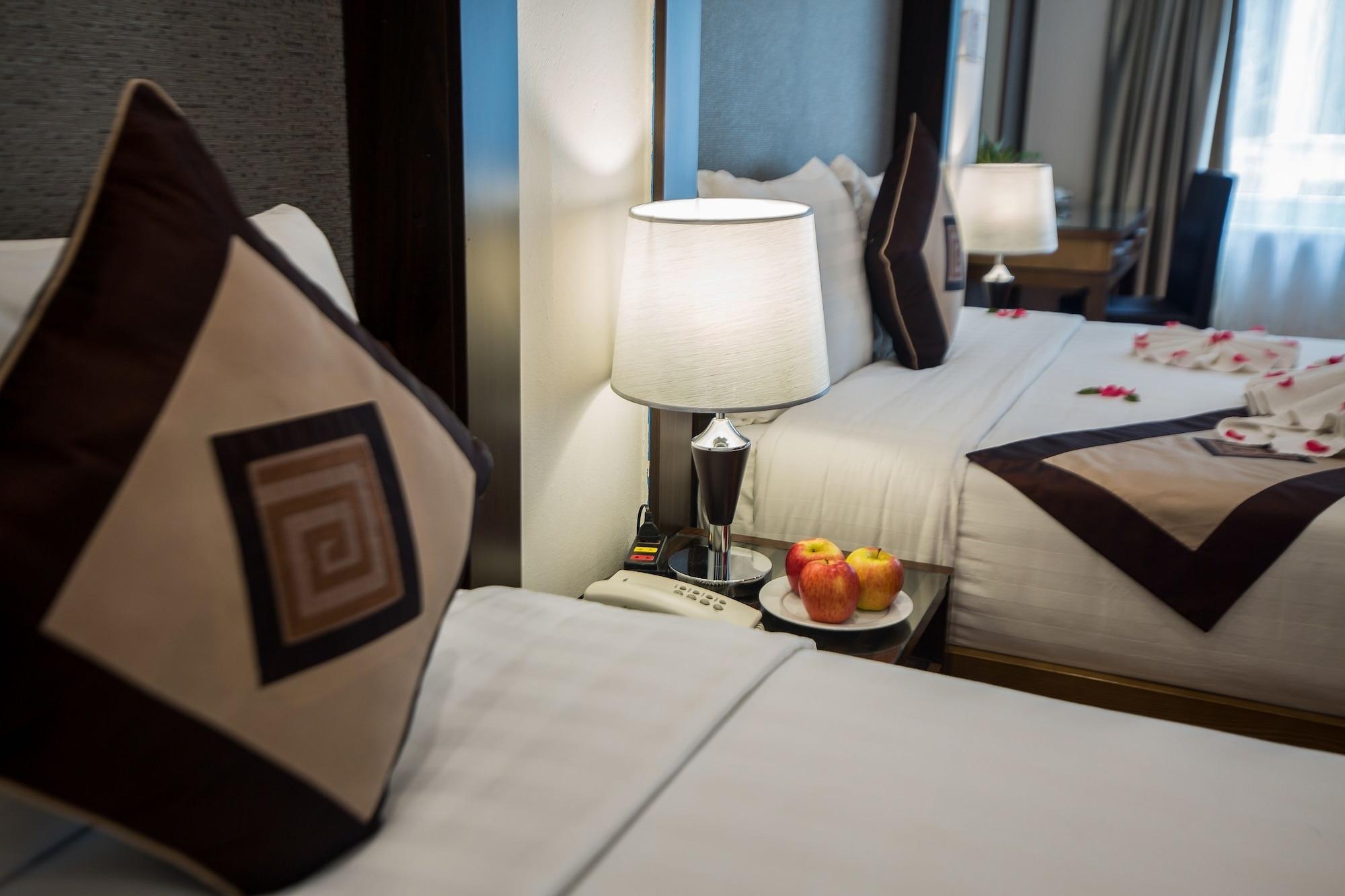 Hotel Splendid Star Grand And