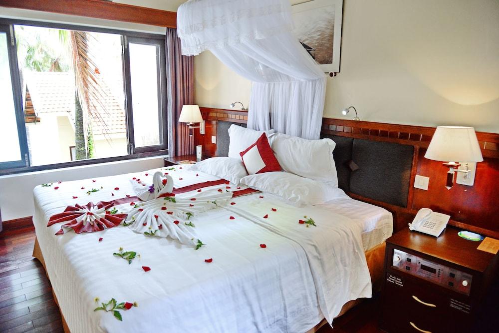 Resort Saigon & Phu Quoc