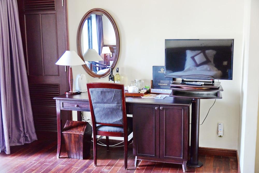 Resort Saigon & Phu Quoc